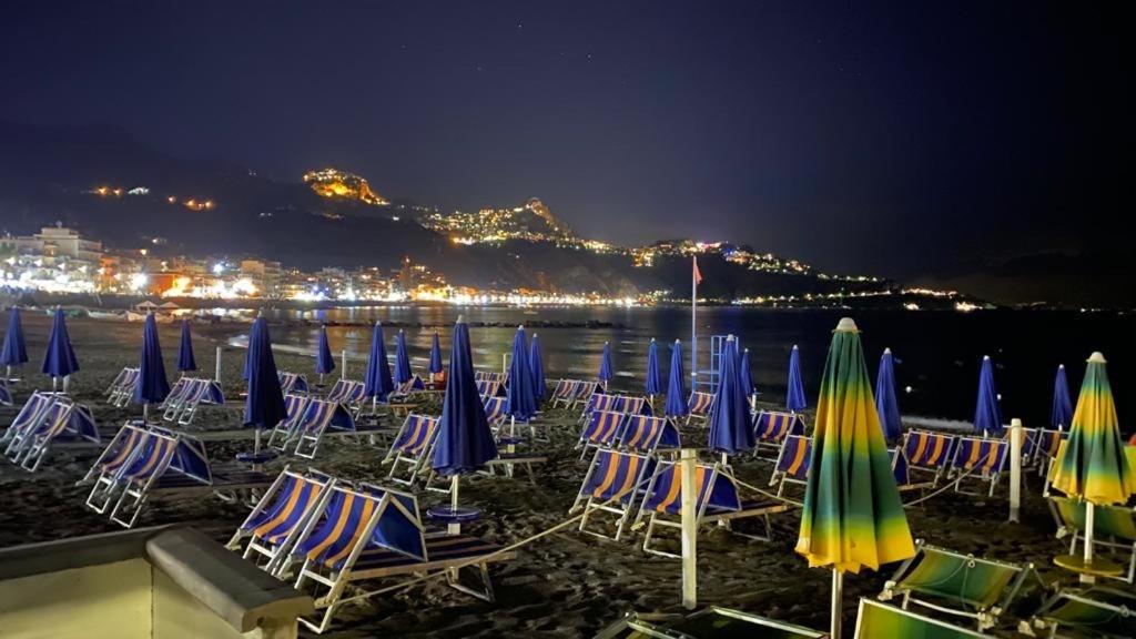 Appartamento Taormina Giardini-Naxos Екстериор снимка